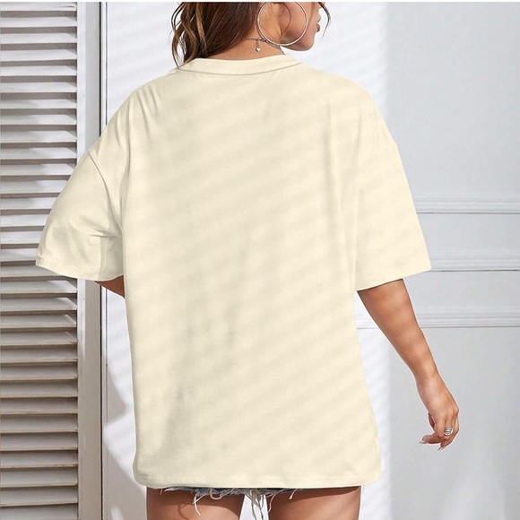 'AUNTIE' Graphic T-Shirt - Picture 3 of 3